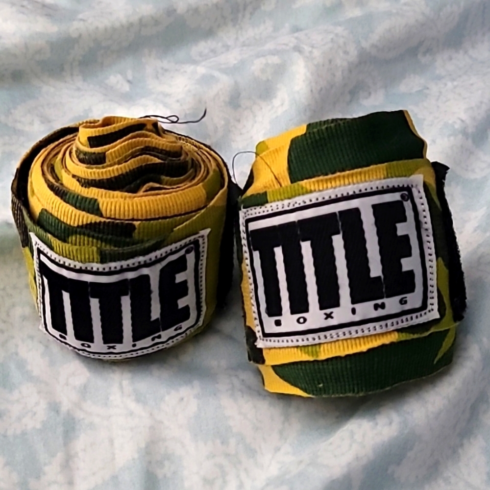 2 Title hand wraps for boxing